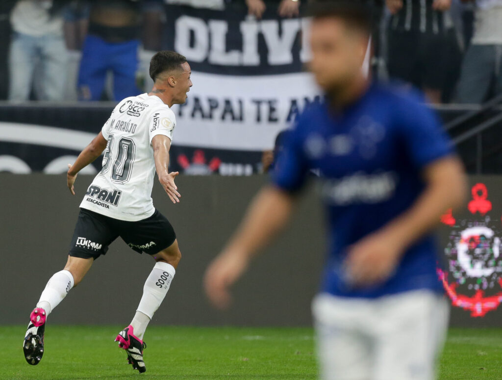 O Corinthians enfrenta o Cruzeiro, no Mineirão, neste sábado (19), às 21h00, pela 20ª rodada do Campeonato Brasileiro. 