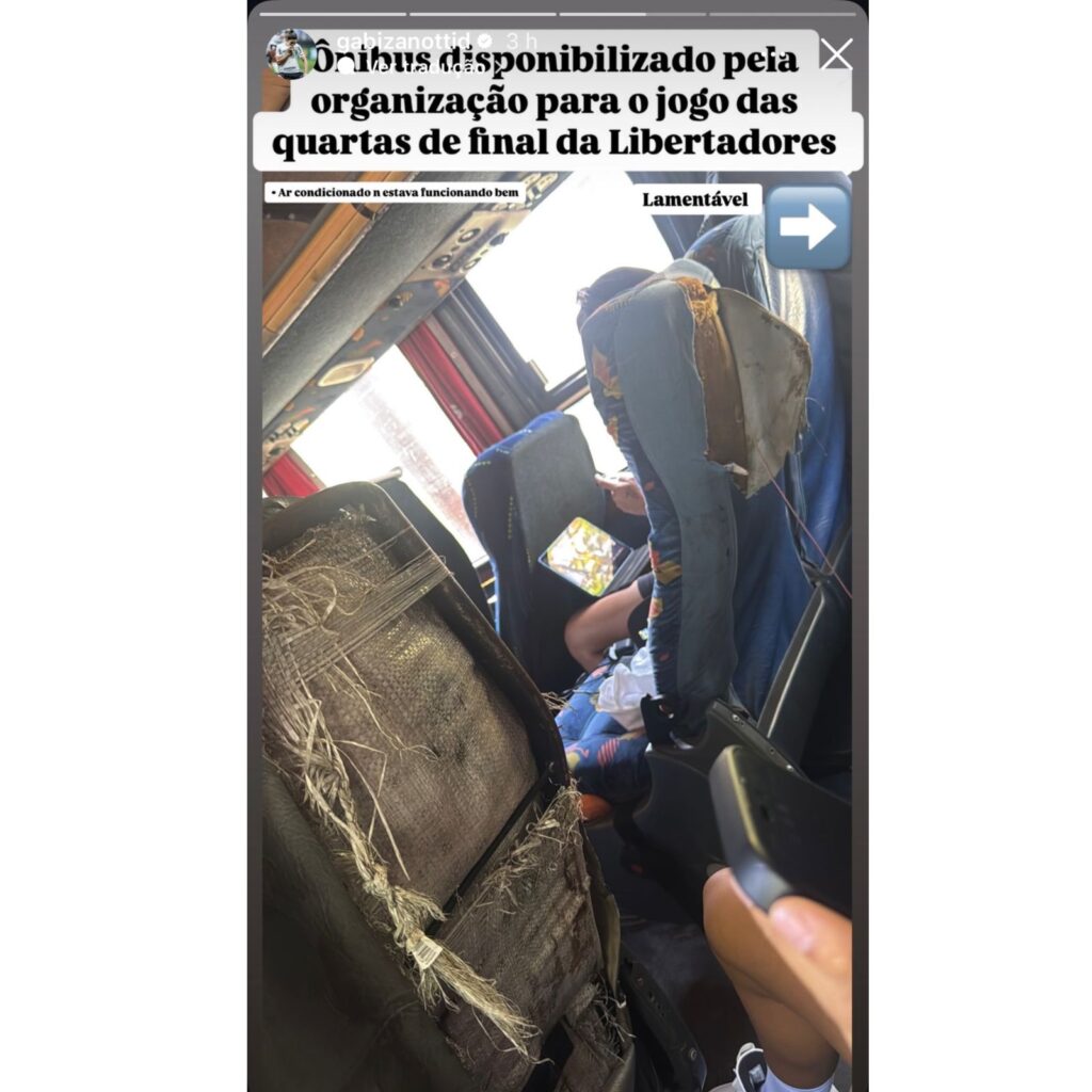 segunda-feira(14), Gabi Zanotti postou fotos do ônibus cedido pela Conmenbol para transportar a equipe nos jogos das quartas de final da Libertadores. 