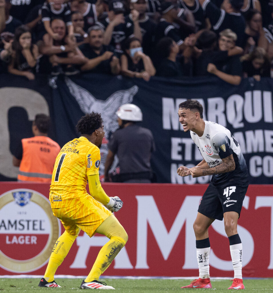 Nesta quarta-feira (26), o Corinthians venceu o Universidad Central da Venezuela, pela fase preliminar da Libertadores, por 3 a 2. 