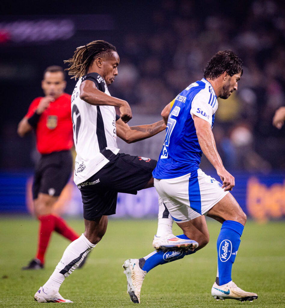 Nesta quarta-feira (23), o Corinthians empatou com o Cruzeiro por 0 a 0, em casa, pela 16ª rodada do Campeonato Brasileiro.