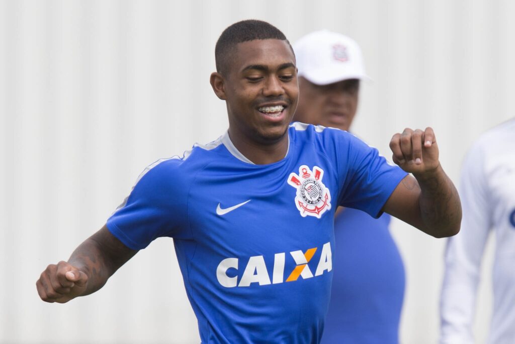 A Esportes da Sorte, patrocinadora máster do Corinthians, fez um post no X e questionou a torcida corinthiana sobre a volta do atleta.