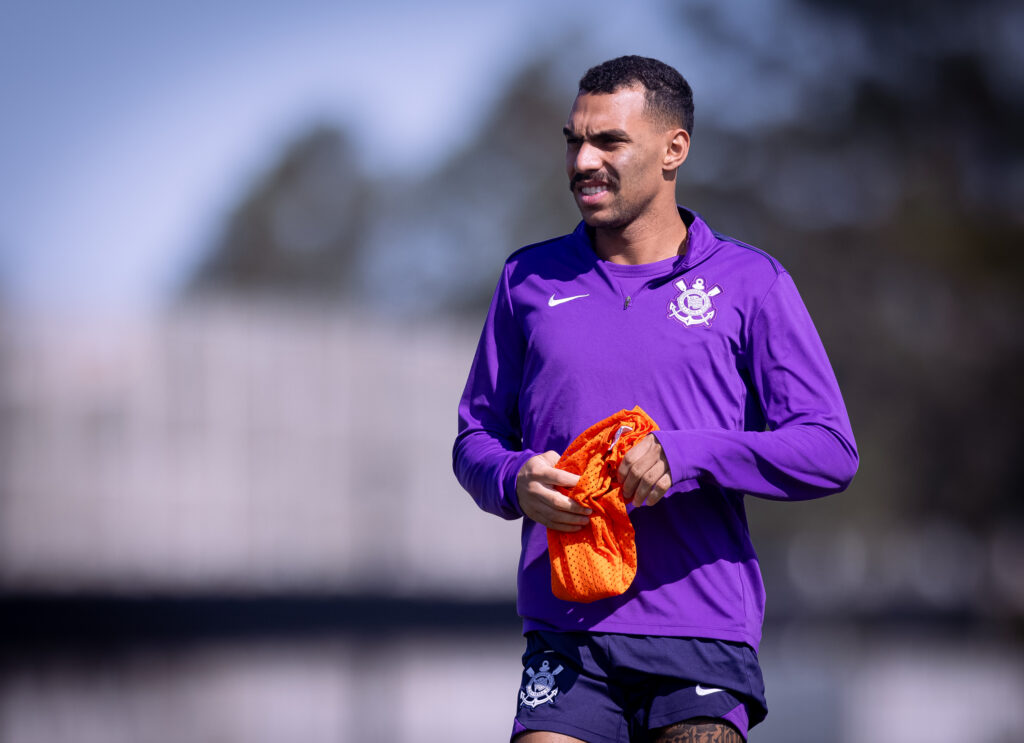 O Corinthians quitou a dívida que tinha com o Flamengo referente ao pagamento do lateral-direito Matheuzinho, nesta sexta-feira (01).