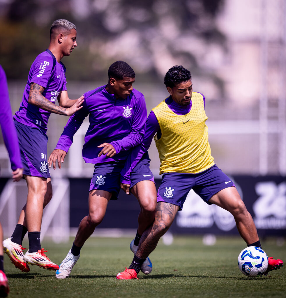 O Corinthians iniciou nesta segunda-feira (18) a semana de treinos no CT Dr. Joaquim Grava, com foco no confronto contra o Vasco da Gama