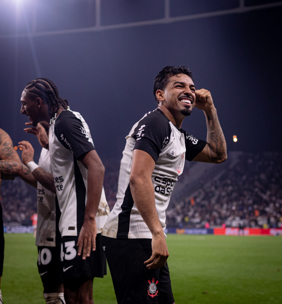 Na noite desta quarta-feira (01), o Corinthians viaja para enfrentar o Internacional pela 26ª rodada do Campeonato Brasileiro.